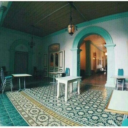 Hotel Trio Surakarta  Екстер'єр фото