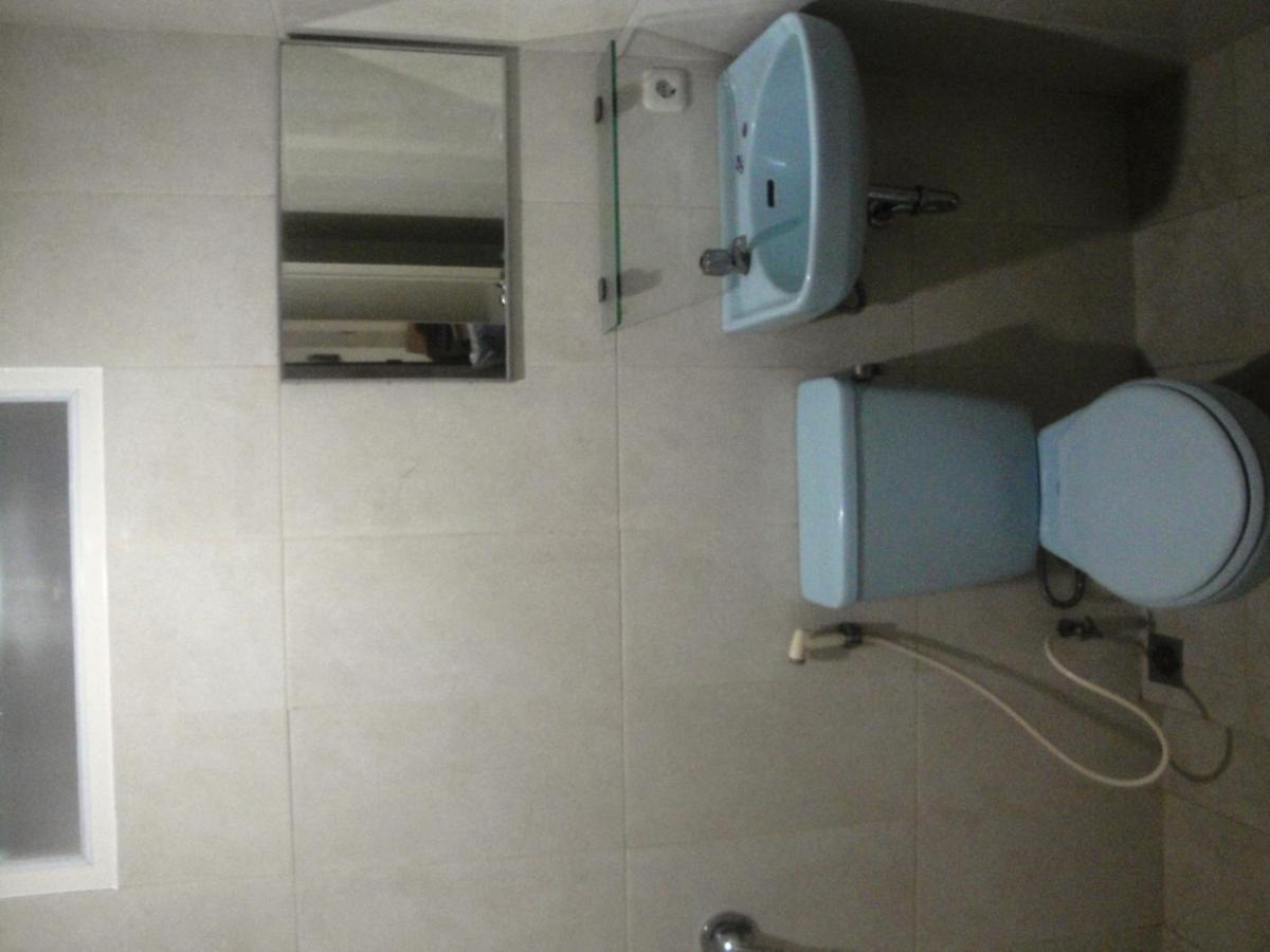 Hotel Trio Surakarta  Екстер'єр фото