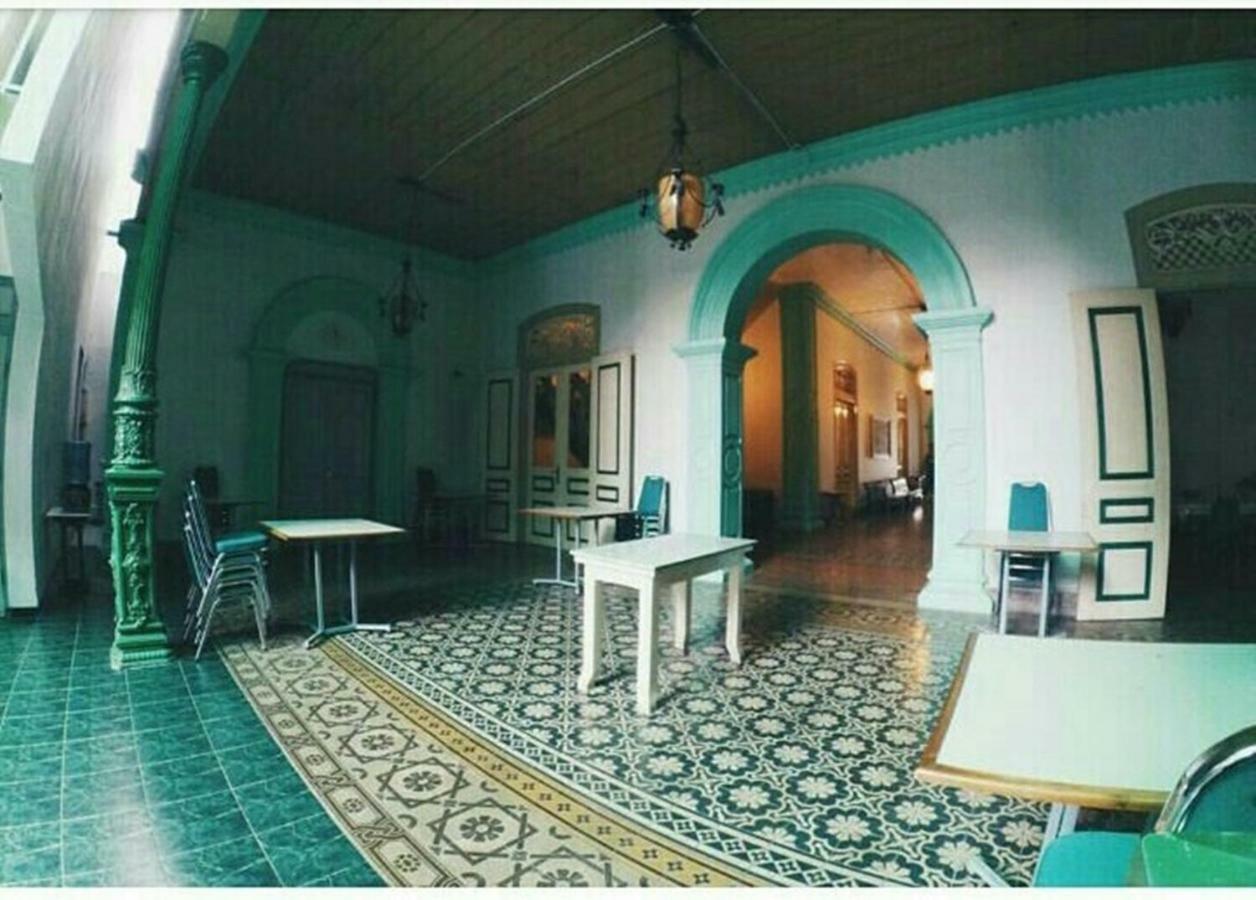 Hotel Trio Surakarta  Екстер'єр фото